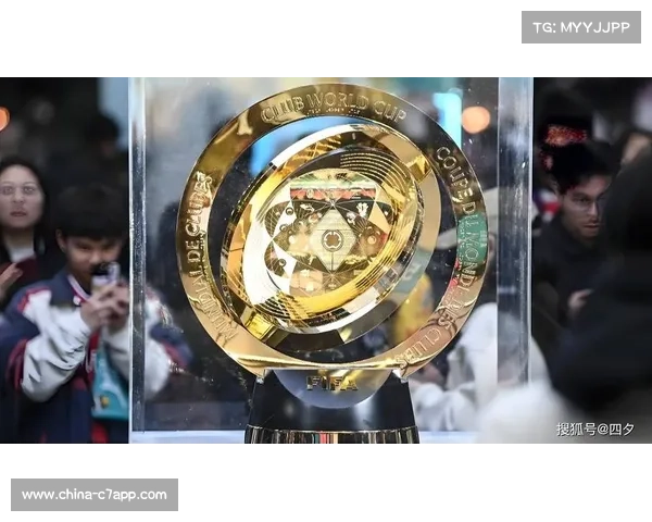 巴西世界杯冠军奖杯五座巡回展出计划正式公布全国巡游开启 巴西世界杯冠军奖杯五座巡回展出计划正式公布全国巡游开启