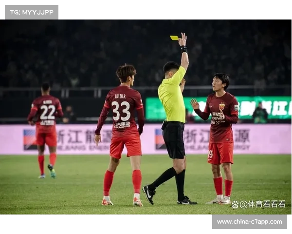 中超下半程球队战力变化:伤病潮与阵容深度考验 中超下半程球队战力变化:伤病潮与阵容深度考验